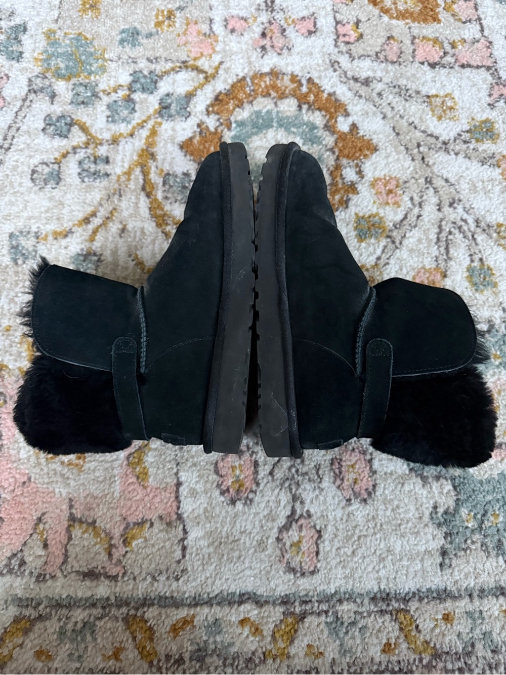UGG Karel Genuine Shearling Lined Boot Black Suede Size 9 - Picture 2 of 9